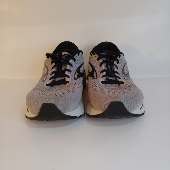 Brooks Men's Gray Running Shoes - Picture 7 of 10